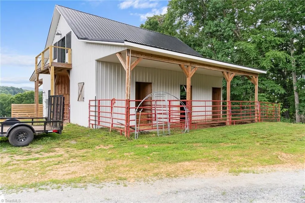 287 Wolfe Road Sparta, NC 28675