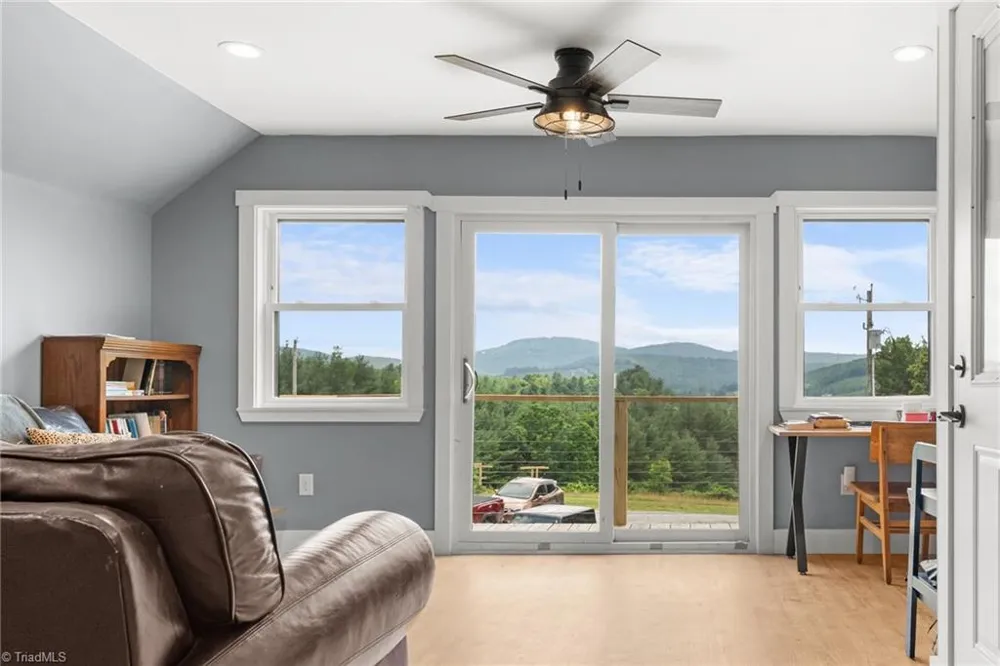287 Wolfe Road Sparta, NC 28675