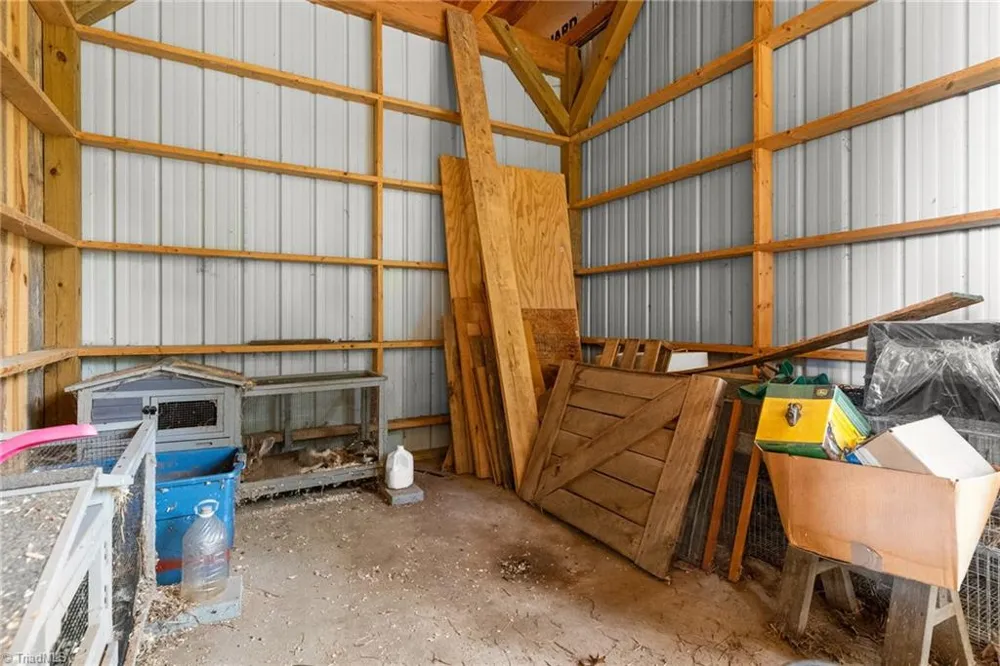 287 Wolfe Road Sparta, NC 28675