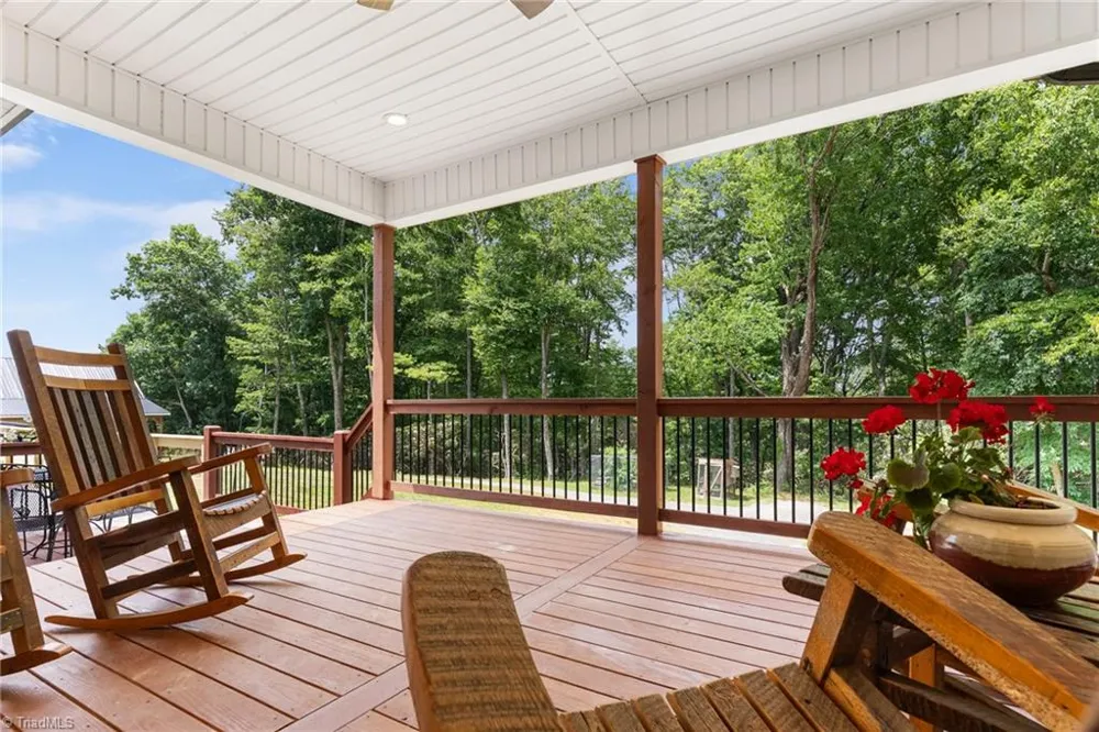 287 Wolfe Road Sparta, NC 28675