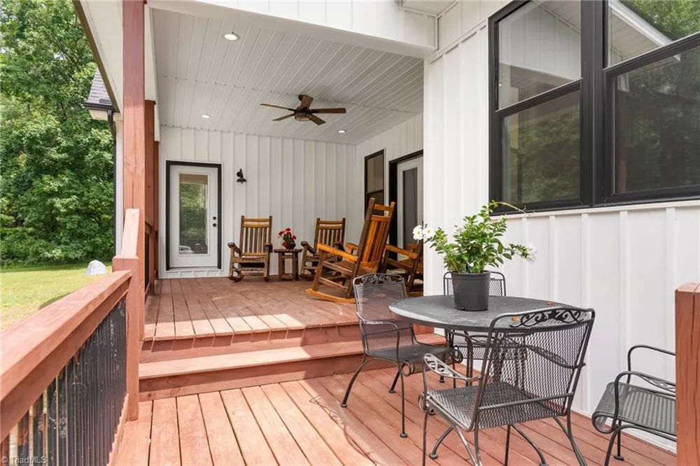 287 Wolfe Road Sparta, NC 28675