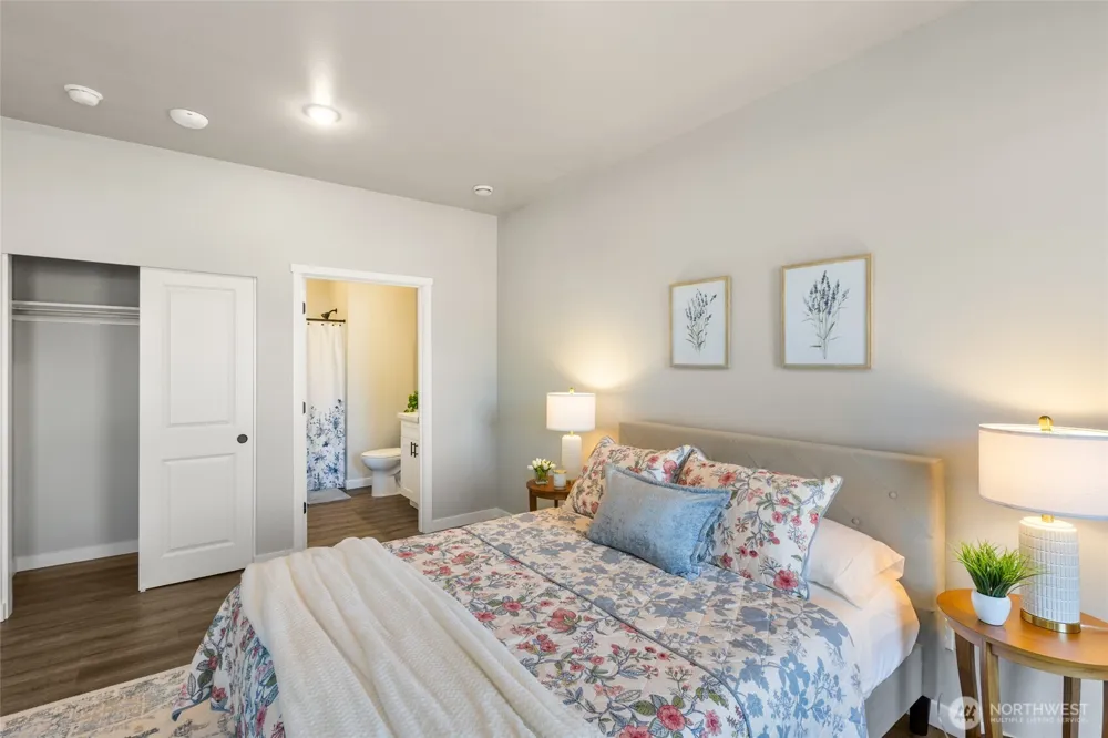 1779 Village Lane #109 Port Orchard, WA 98366