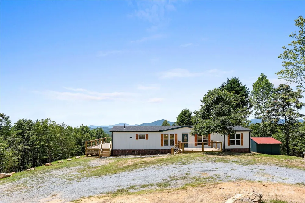 290 Boland Drive Lake Lure, NC 28746