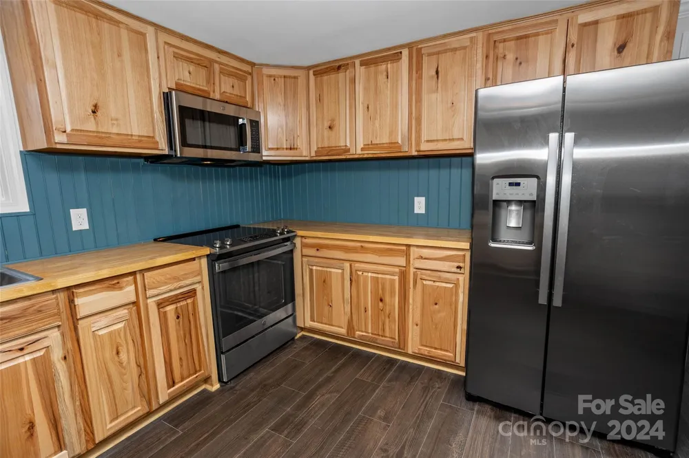 290 Boland Drive Lake Lure, NC 28746