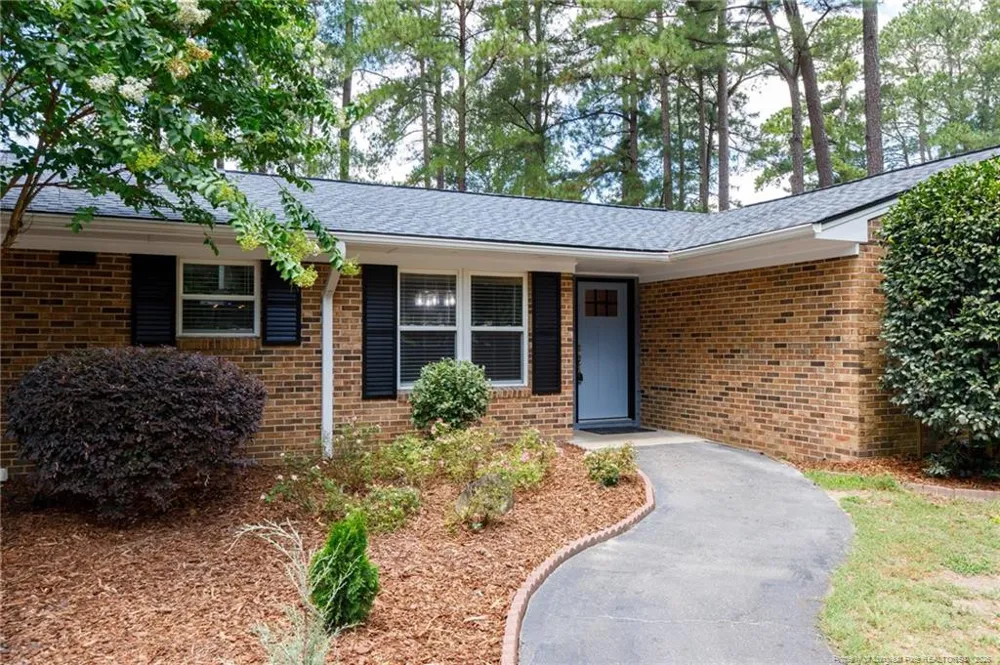 3516 Niagara Carthage Road Whispering Pines, NC 28327