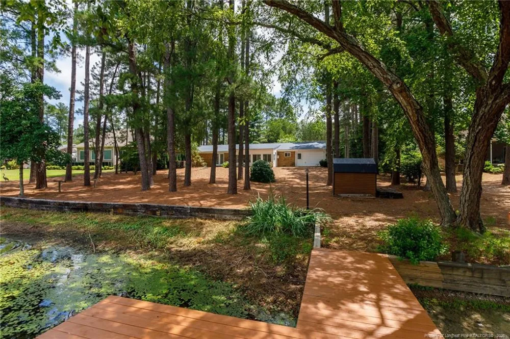 3516 Niagara Carthage Road Whispering Pines, NC 28327