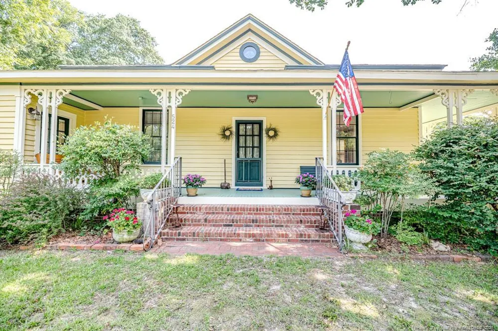 524 Carthage Street Cameron, NC 28326