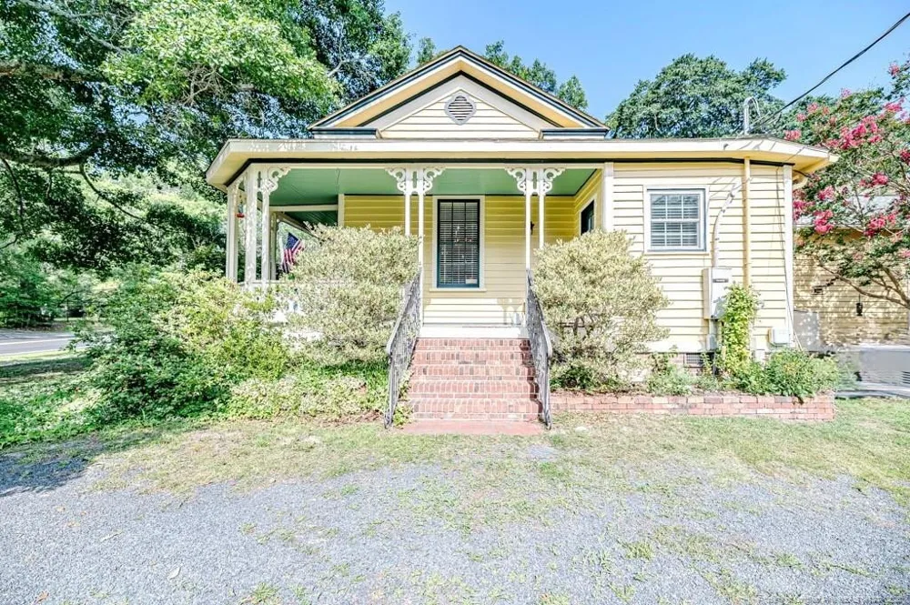 524 Carthage Street Cameron, NC 28326