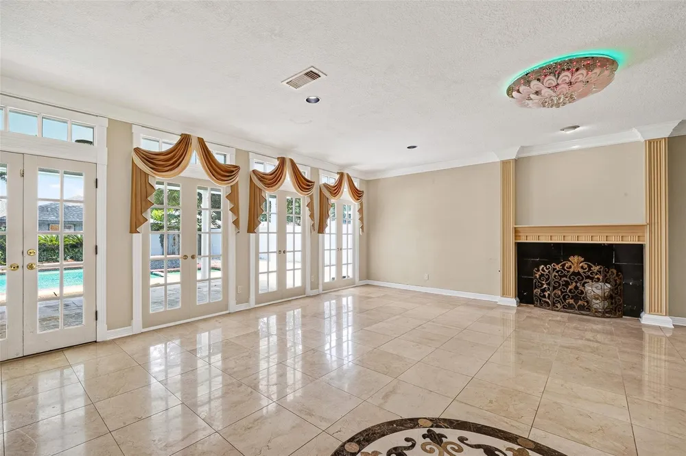 4618 Sao Paulo Street Pasadena, TX 77504