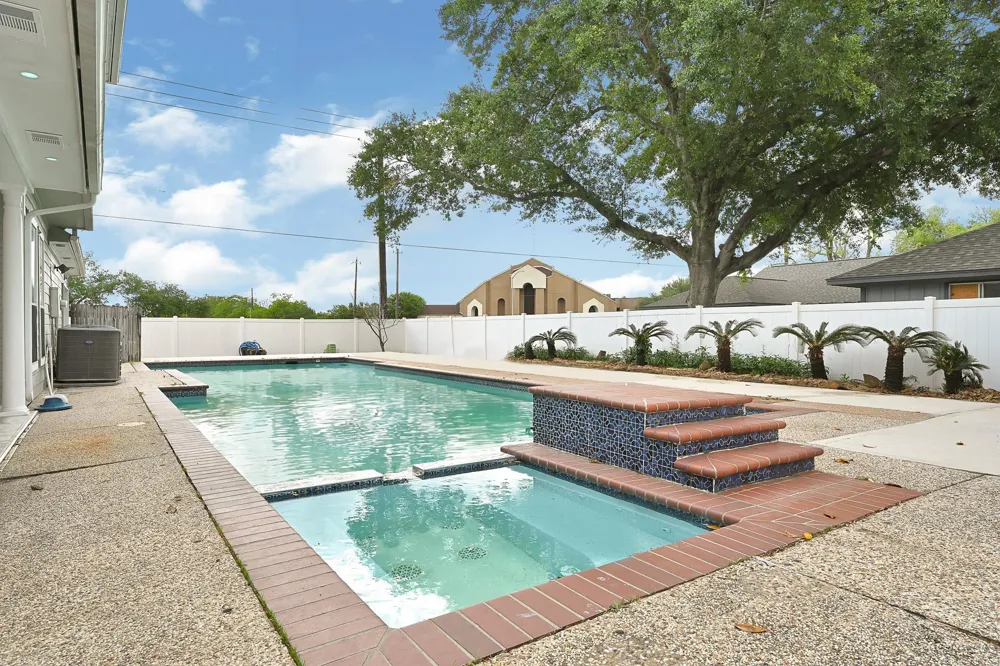 4618 Sao Paulo Street Pasadena, TX 77504