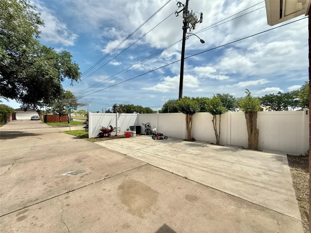 4618 Sao Paulo Street Pasadena, TX 77504