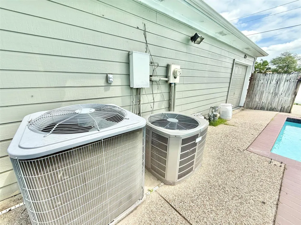 4618 Sao Paulo Street Pasadena, TX 77504