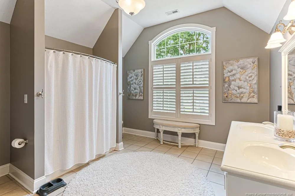 101 E Royal Street Salemburg, NC 28385