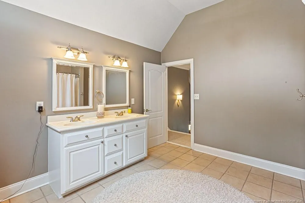 101 E Royal Street Salemburg, NC 28385