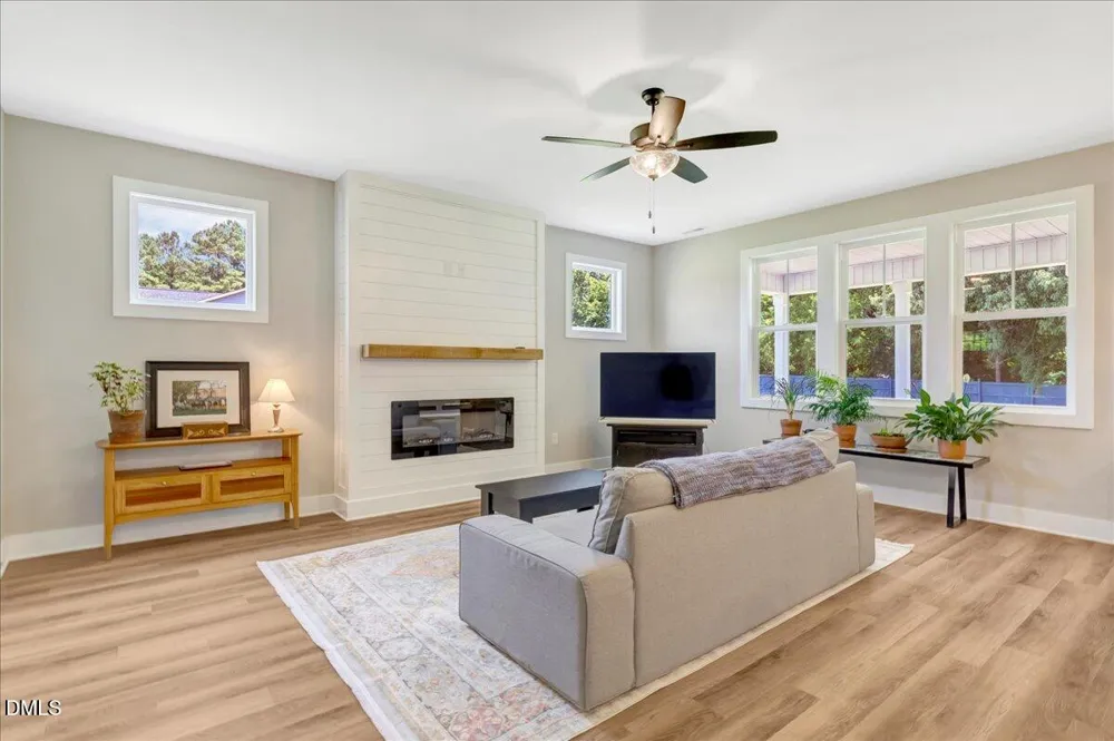 9133 Raccoon Drive Middlesex, NC 27557
