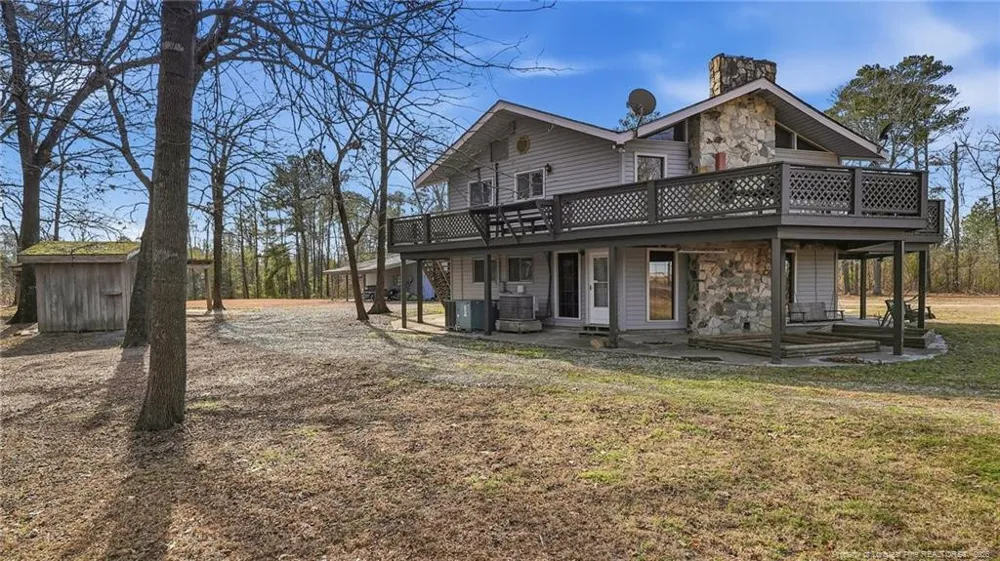 10765 Barker Ten Mile Road St. Pauls, NC 28384