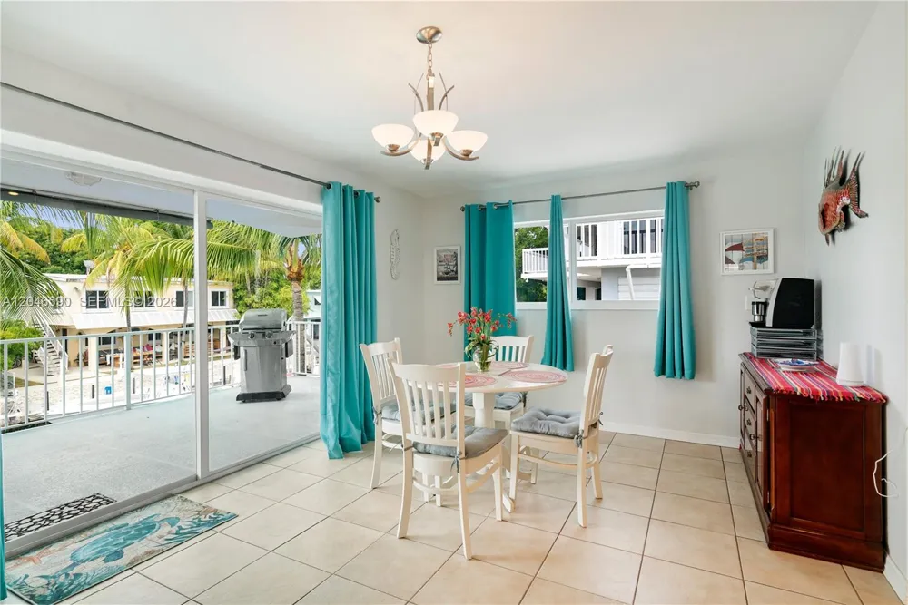 1210 Cactus St Key Largo, FL 33037