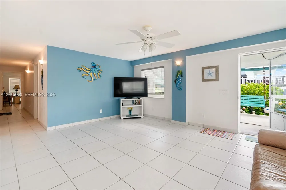 1210 Cactus St Key Largo, FL 33037