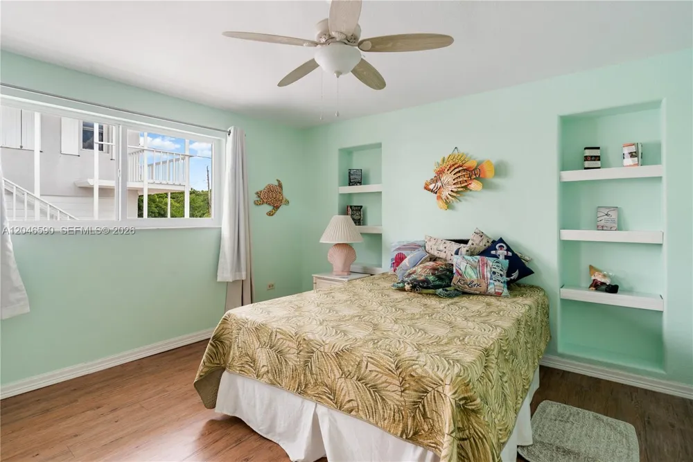 1210 Cactus St Key Largo, FL 33037