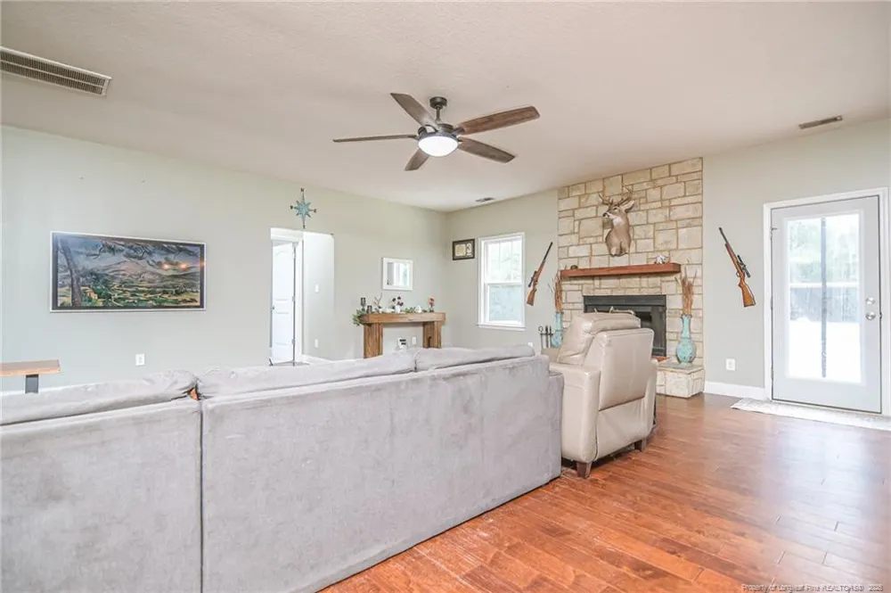21181 Traders Road Laurel Hill, NC 28351