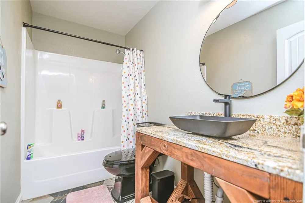 21181 Traders Road Laurel Hill, NC 28351