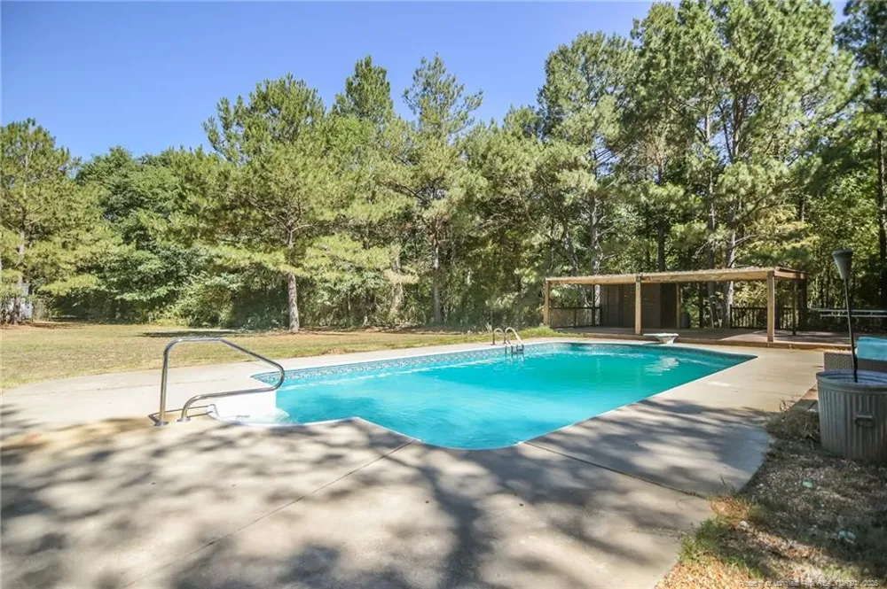 21181 Traders Road Laurel Hill, NC 28351