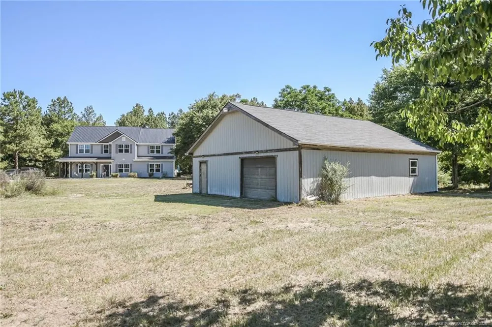 21181 Traders Road Laurel Hill, NC 28351
