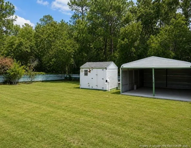 3241 Vardaman Avenue Hope Mills, NC 28348
