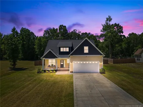 7823 Lucinda Lane