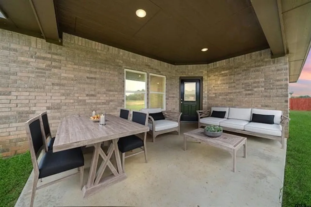 391 County Road 1610 Alba, TX 75410