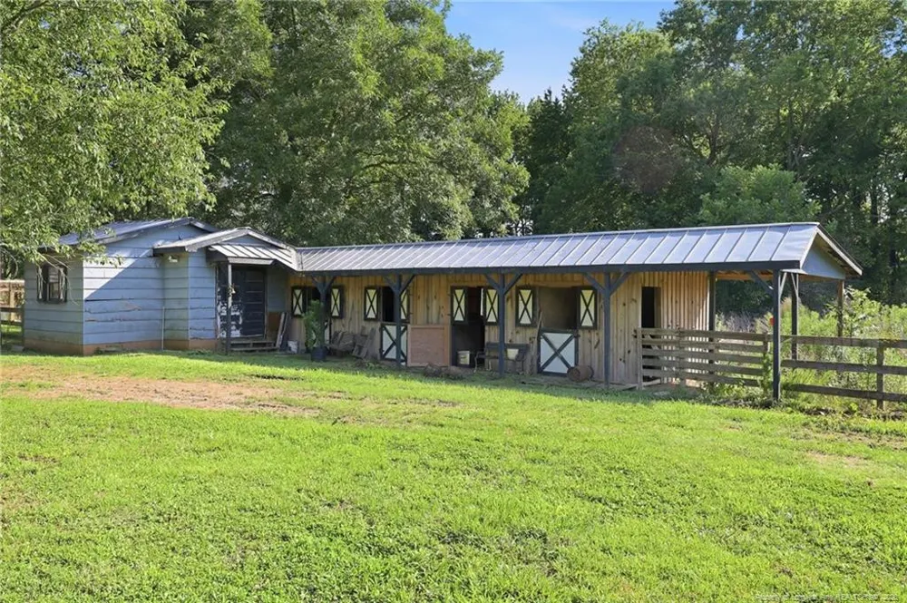 2848 Old Stage Road S Erwin, NC 28339