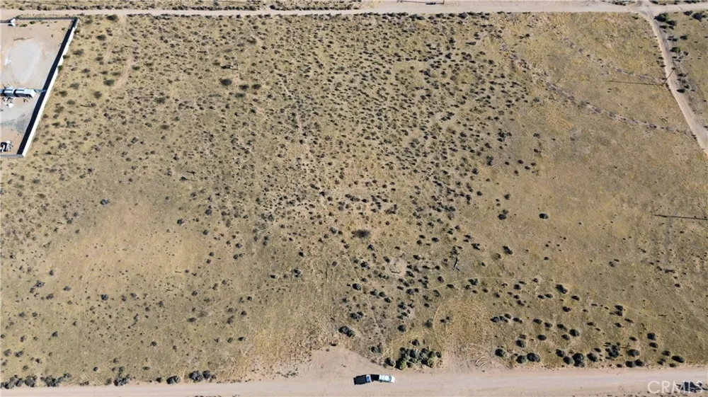 2 Little Teepee Road Apple Valley, CA 92307