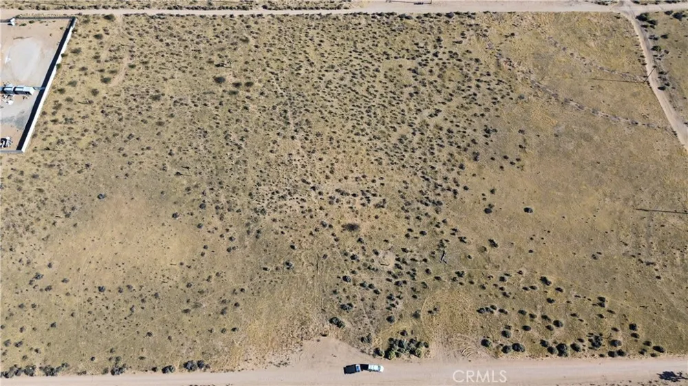 2 Little Teepee Road Apple Valley, CA 92307