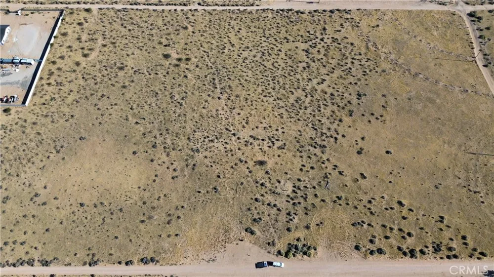 2 Little Teepee Road Apple Valley, CA 92307