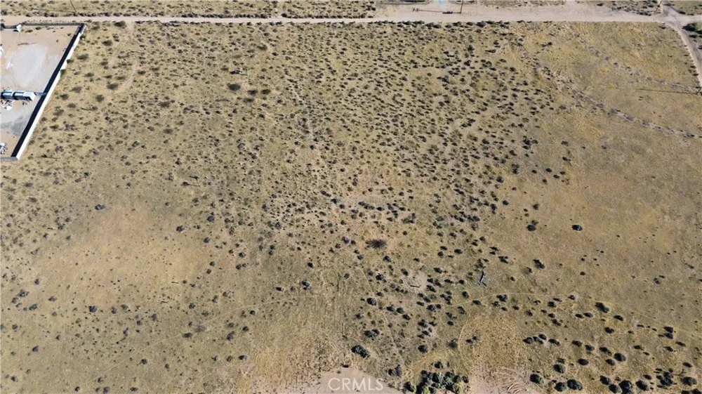 2 Little Teepee Road Apple Valley, CA 92307