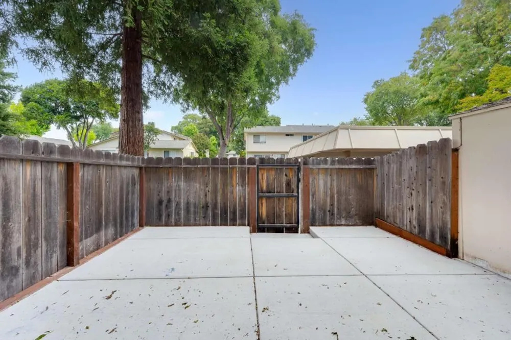 3696 Woodbine Way Pleasanton, CA 94588
