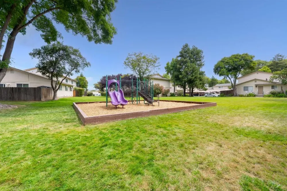 3696 Woodbine Way Pleasanton, CA 94588