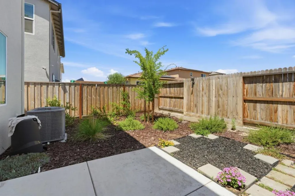 2116 Willa Grace Avenue Manteca, CA 95337
