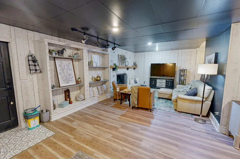 947 Old Salem Road Roxboro, NC 27573
