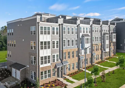417 Grove Overlook Lane #100