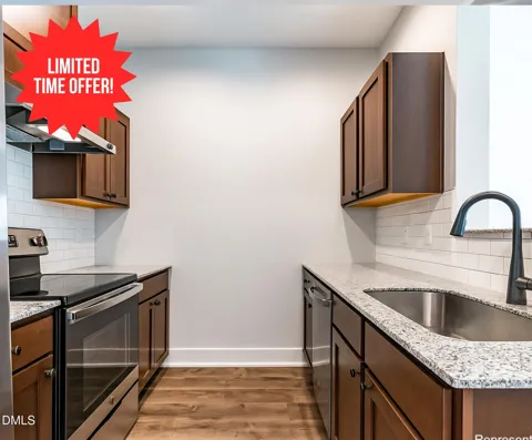 651 O'neil Street #203