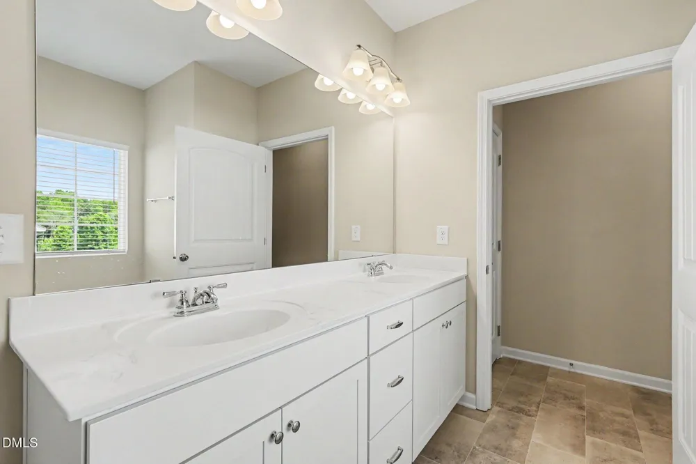 367 Fenella Drive Four Oaks, NC 27524