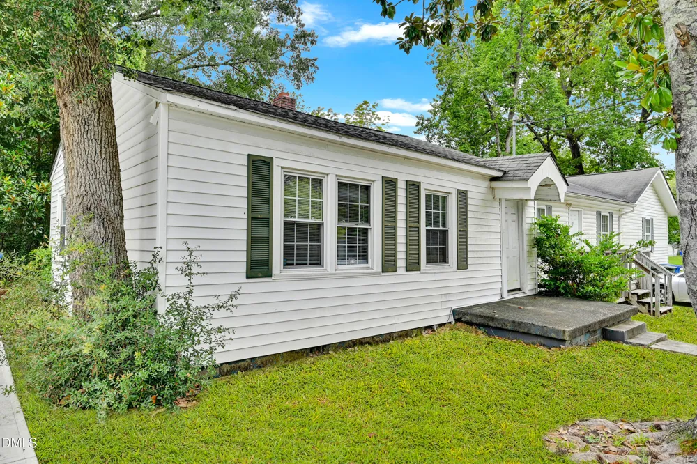 404 S Ash Street Greenville, NC 27858