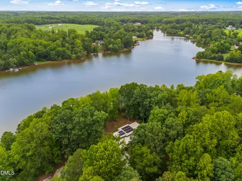 928 Shorefront Lane