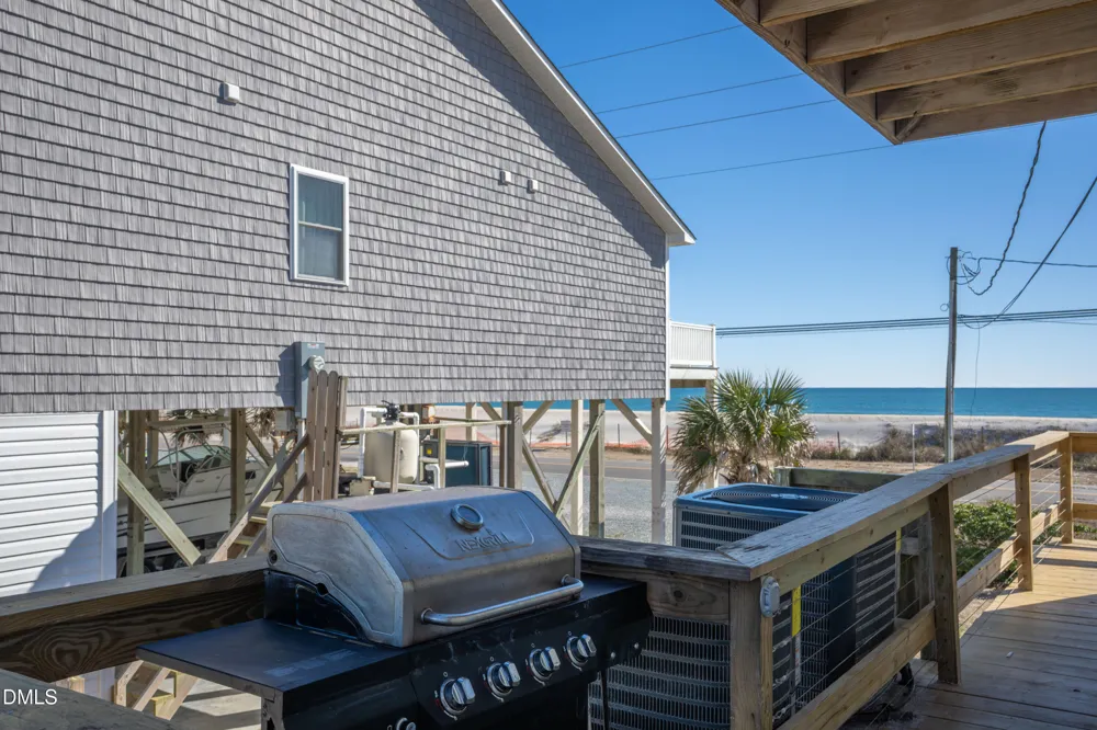 1601 New River Inlet Road North Topsail Beach, NC 28460