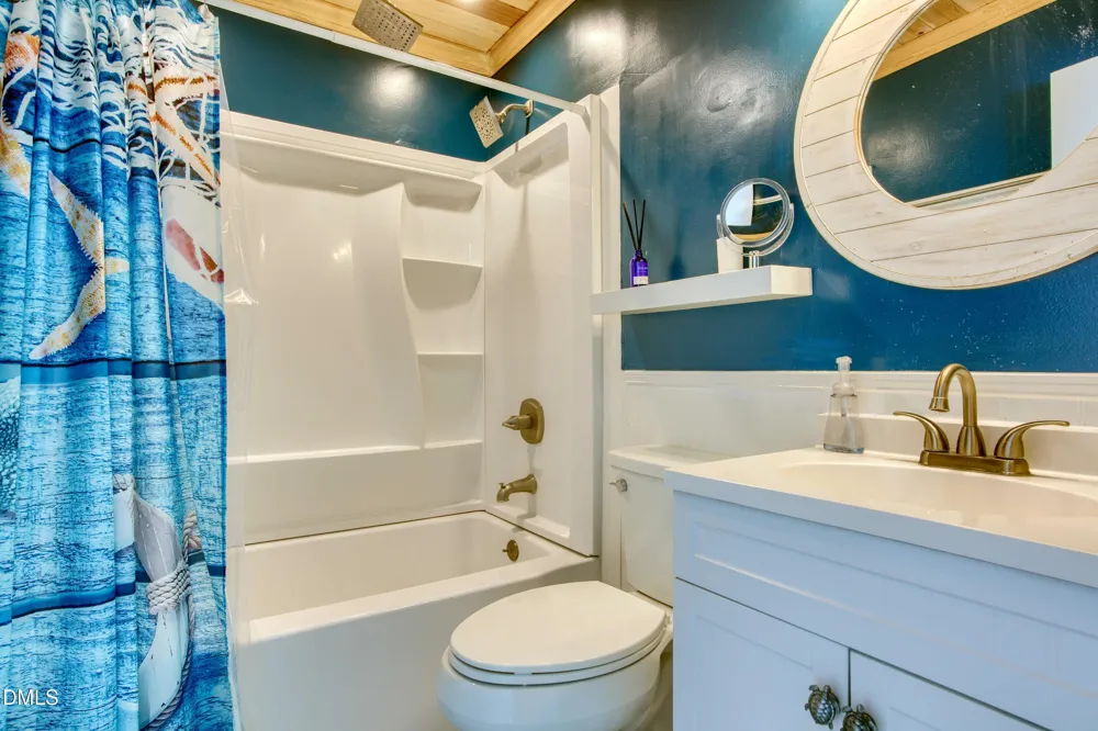 1601 New River Inlet Road North Topsail Beach, NC 28460