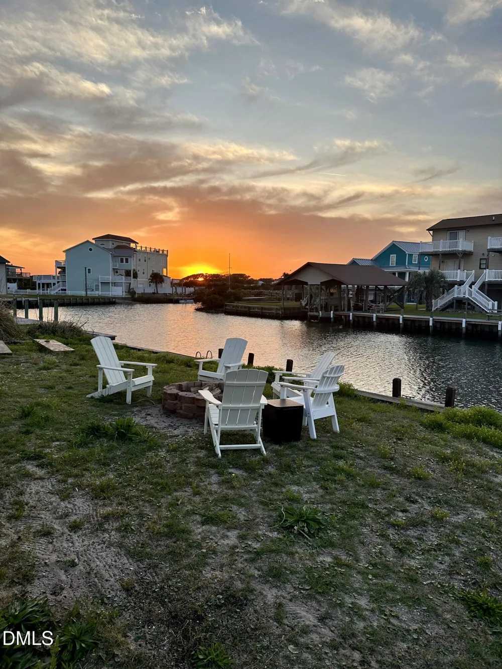 1601 New River Inlet Road North Topsail Beach, NC 28460
