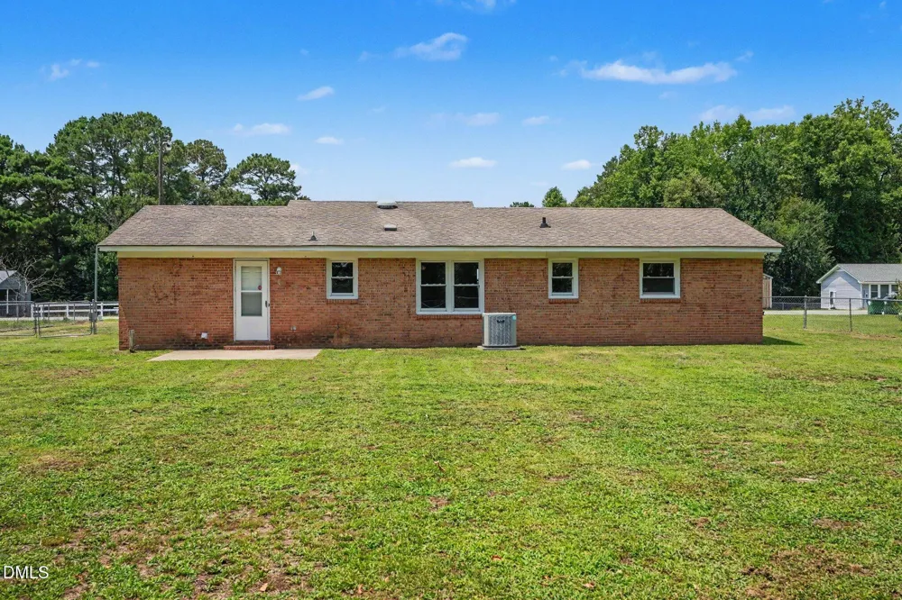 111 Fox Drive Dudley, NC 28333