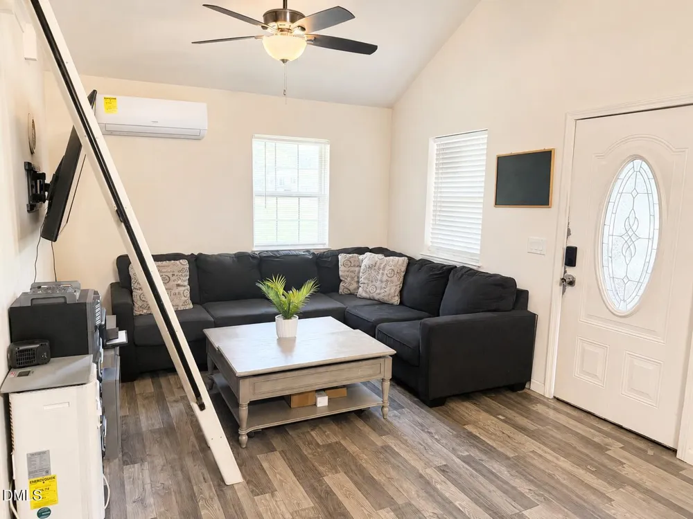 112 Crestview Road Siler City, NC 27344