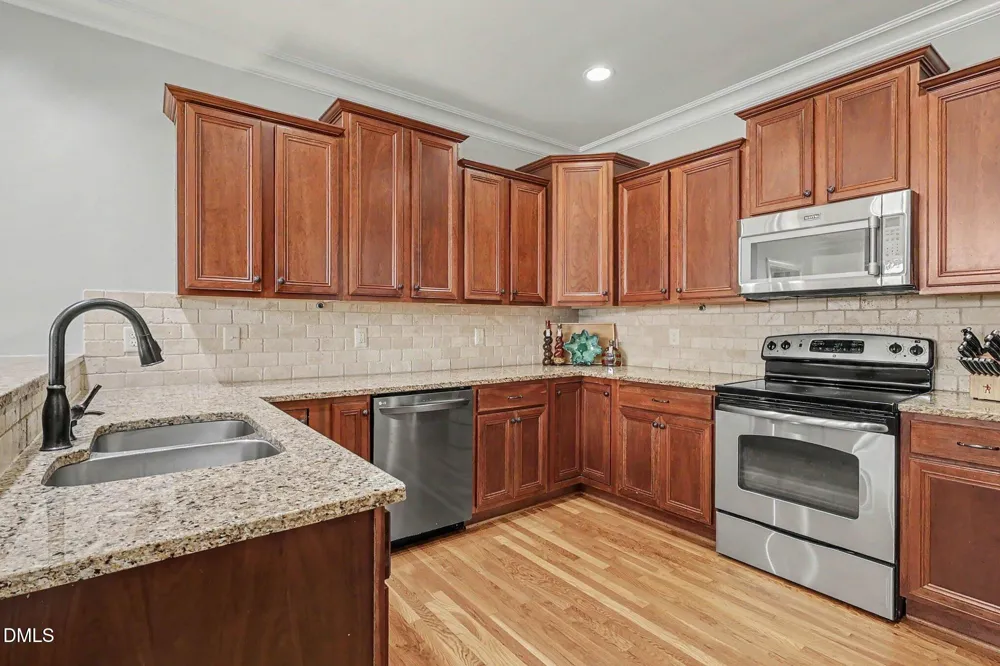1113 Hollymont Drive Holly Springs, NC 27540